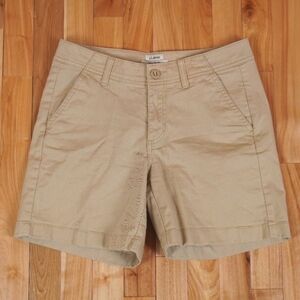LL Bean Favorite Fit Khaki Shorts Size 2‎